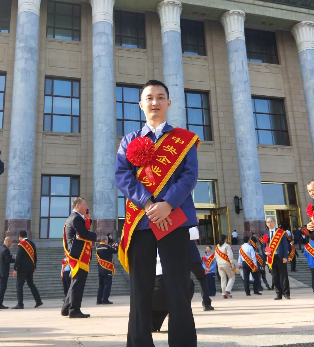 祝贺！6686体育电气集团中央企业先进整体和劳动模范在京接受表扬-6686体育