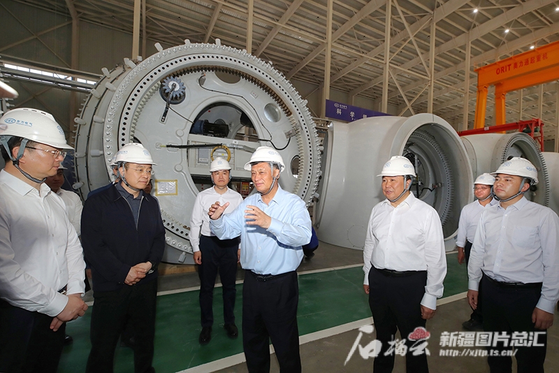 新疆维吾尔自治区党委书记马兴瑞调研6686体育电气在疆风电基地-6686体育