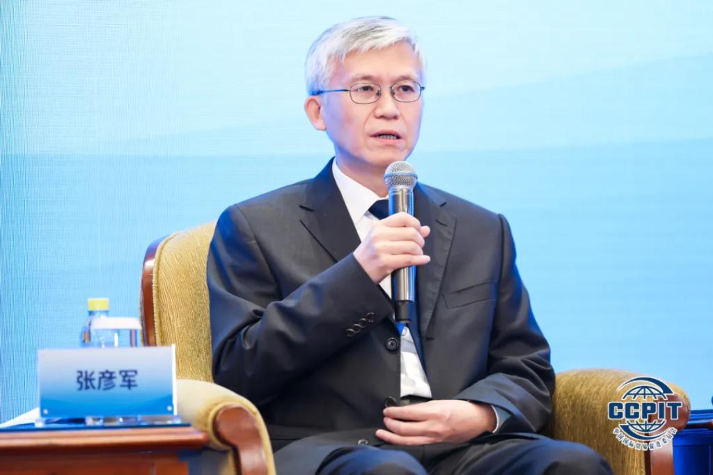 张彦军出席2024年全球商业投资增进峰会并作为特邀嘉宾加入分论坛钻研-6686体育
