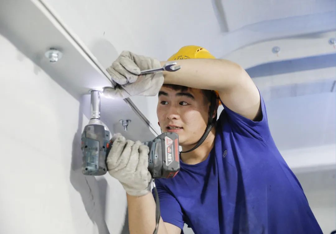山河染秋黄 奋战好时光 | 深入贯彻年中事情聚会精神-6686体育