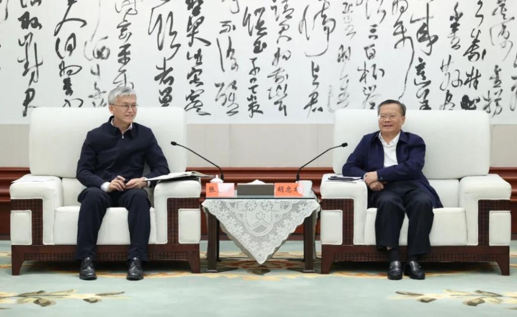 张彦军率队造访贵州省委常委、贵阳市委书记胡忠雄-6686体育