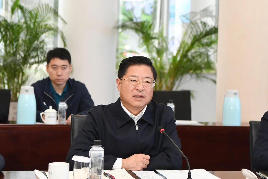 俞培根会见自贡市委书记何礼-6686体育