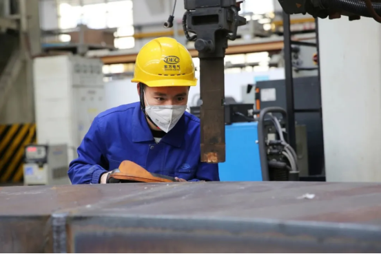 秦建荣获新时代青年先锋奖-6686体育