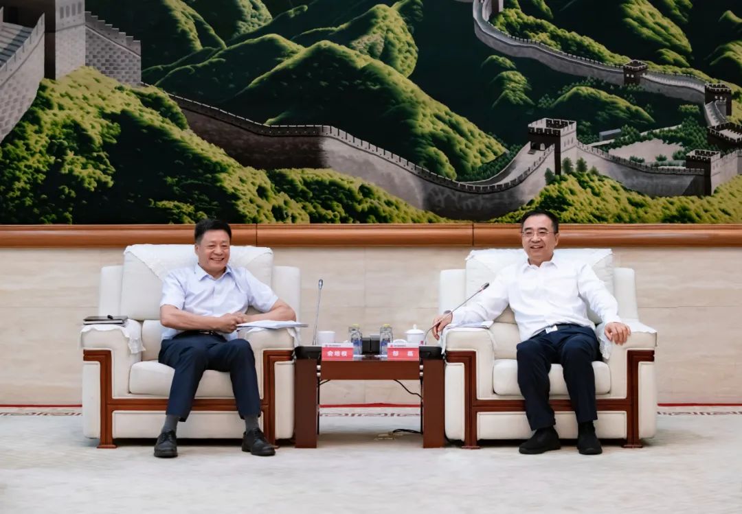 俞培根率队会见中国大唐-6686体育