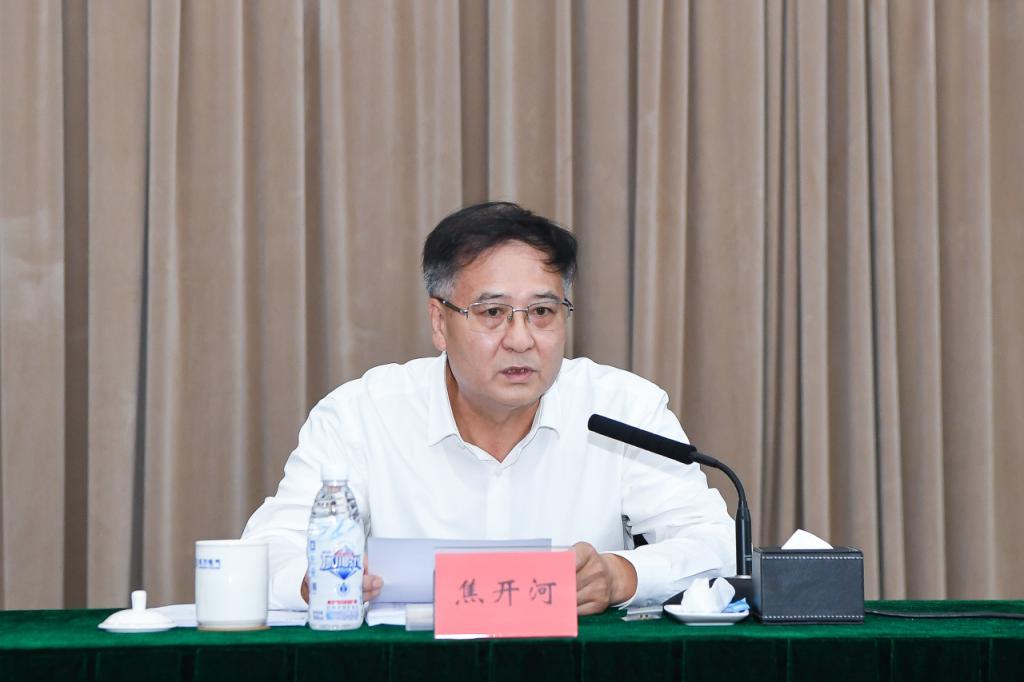 6686体育电气集团召开学习贯彻习近平新时代中国特色社会主义头脑主题教育第一批总结暨第二批安排会-6686体育