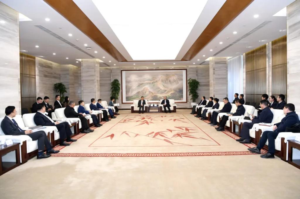 张彦军会见中粮集团总司理、党组副书记白勇-6686体育