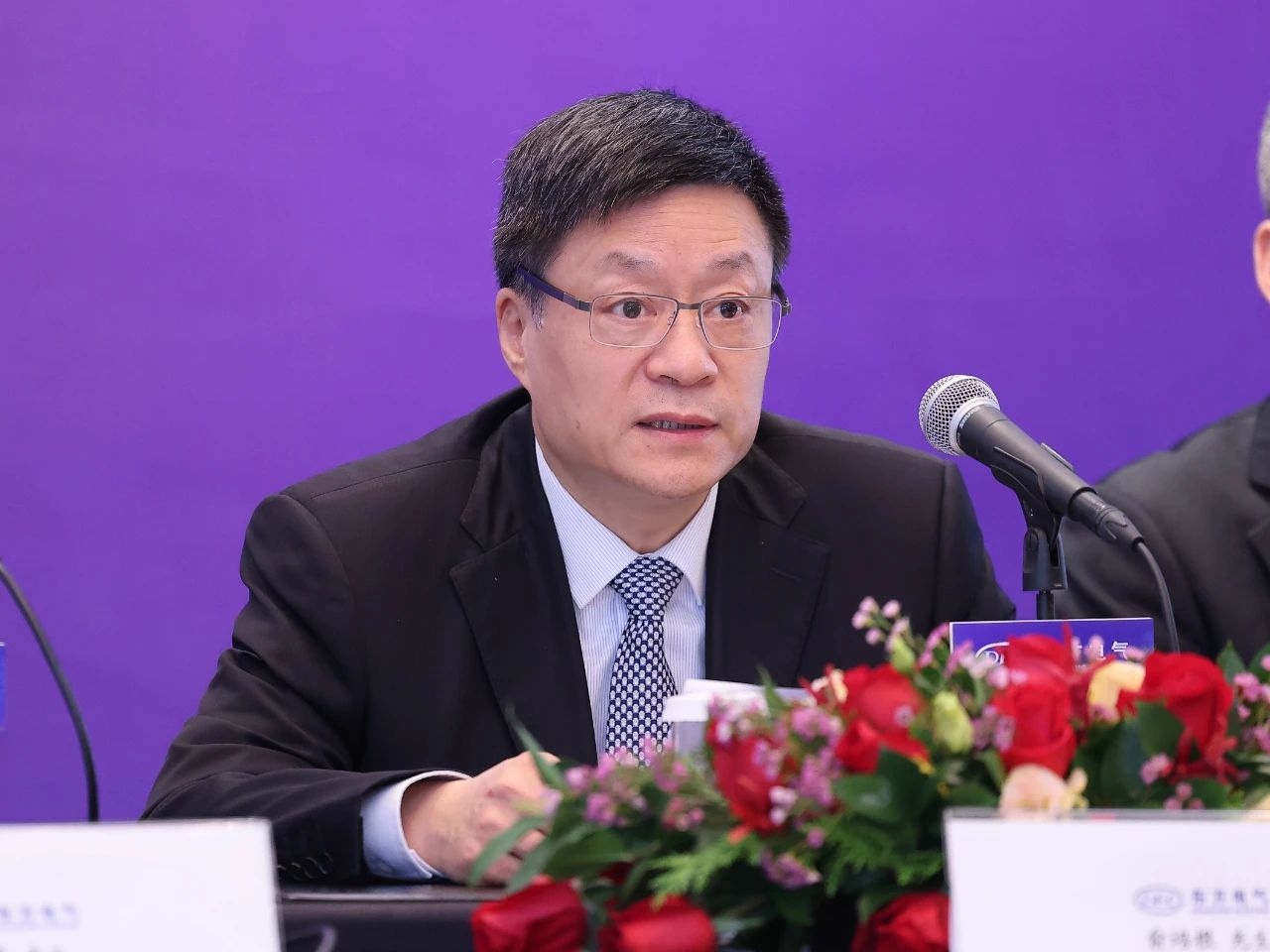 6686体育电气在香港召开2022年度业绩说明会-6686体育